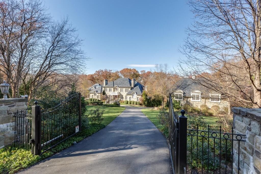 #40. 8548-A Georgetown Pike, McLean
